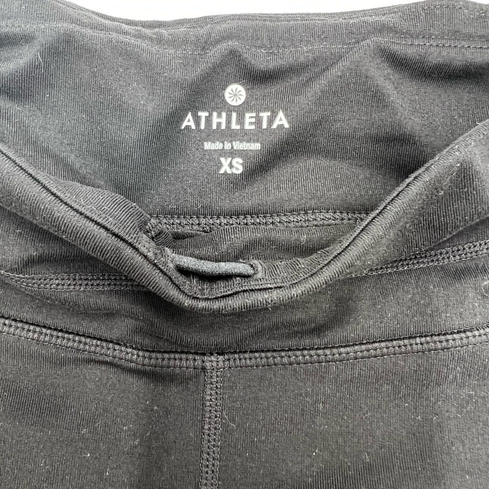 Athleta dot be free black and gray reflective running leggings size XS. - Picture 5 of 8
